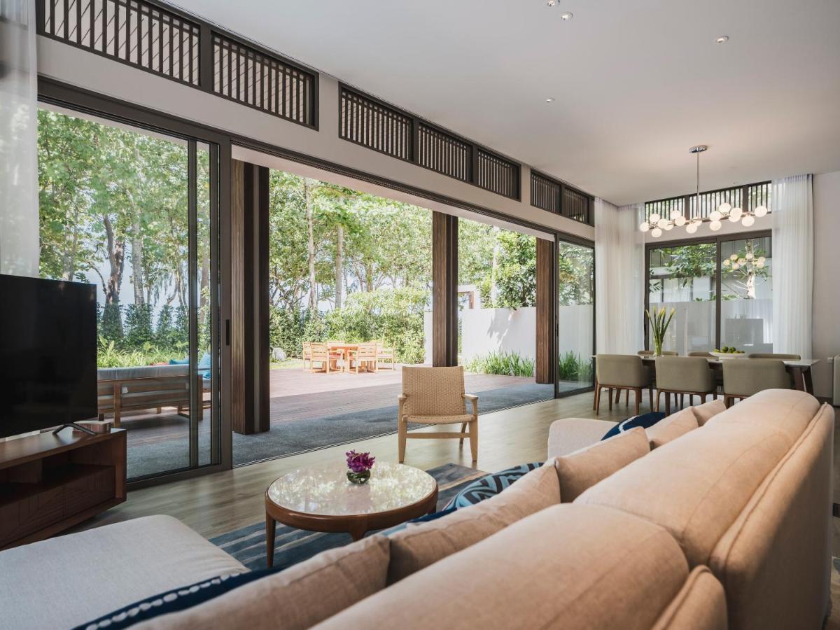 Avani Plus Khao Lak Resort Bagian luar foto