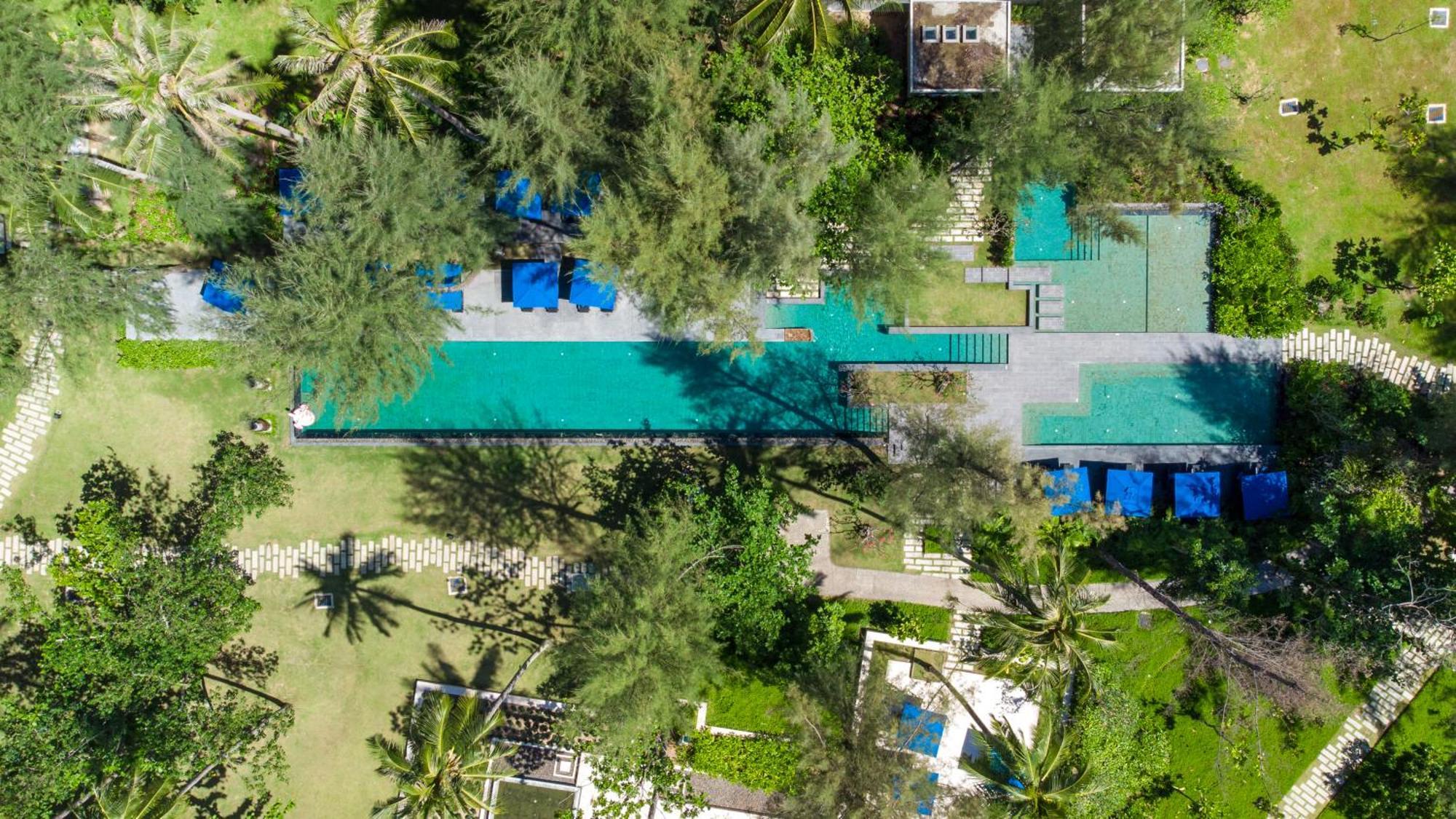 Avani Plus Khao Lak Resort Bagian luar foto