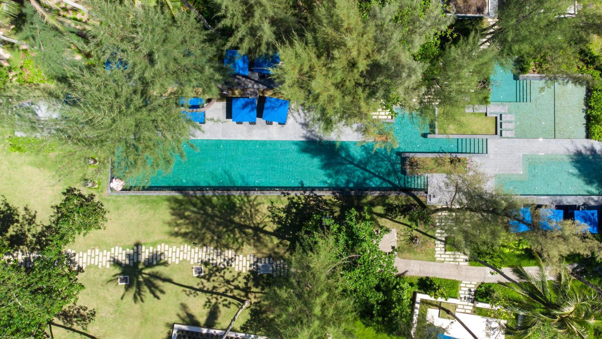 Avani Plus Khao Lak Resort Bagian luar foto